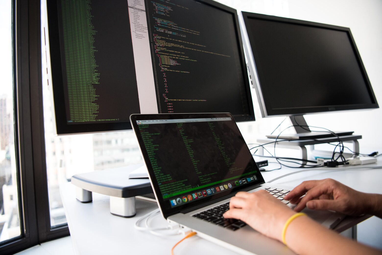 writing a python code on multiple displays