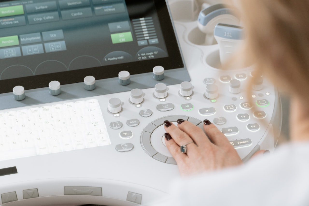 medical software and hardware